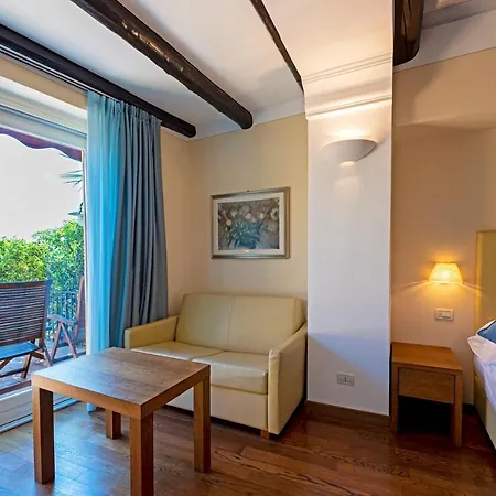 Baia D'oro 4*