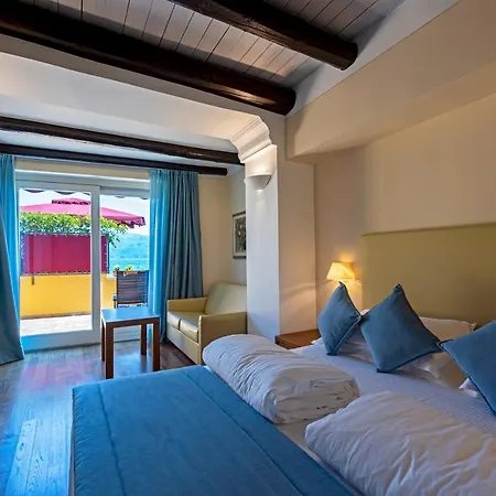 Baia D'oro - Adults Only 4* Gargnano