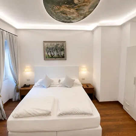 Otel Baia D'oro - Adults Only Gargnano